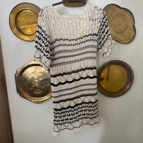 Zara Lace Mini Dress - Black and White - Picture 4 of 8